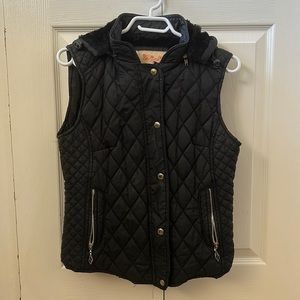 Black vest!
